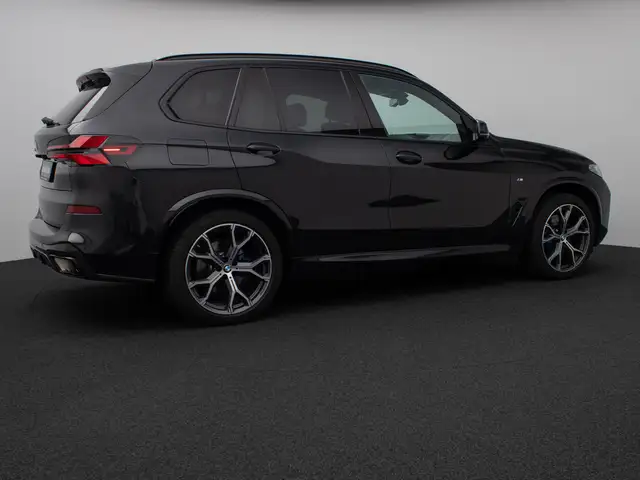BMW X5 view 6