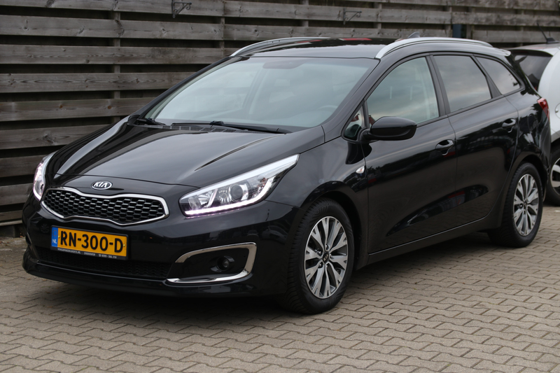 Kia Ceed SW / cee'd SW Sportswagon 1.0 T-GDi ComfortPlusLine Navigator / — photo 5