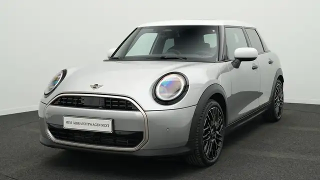MINI Cooper C Favoured Trim