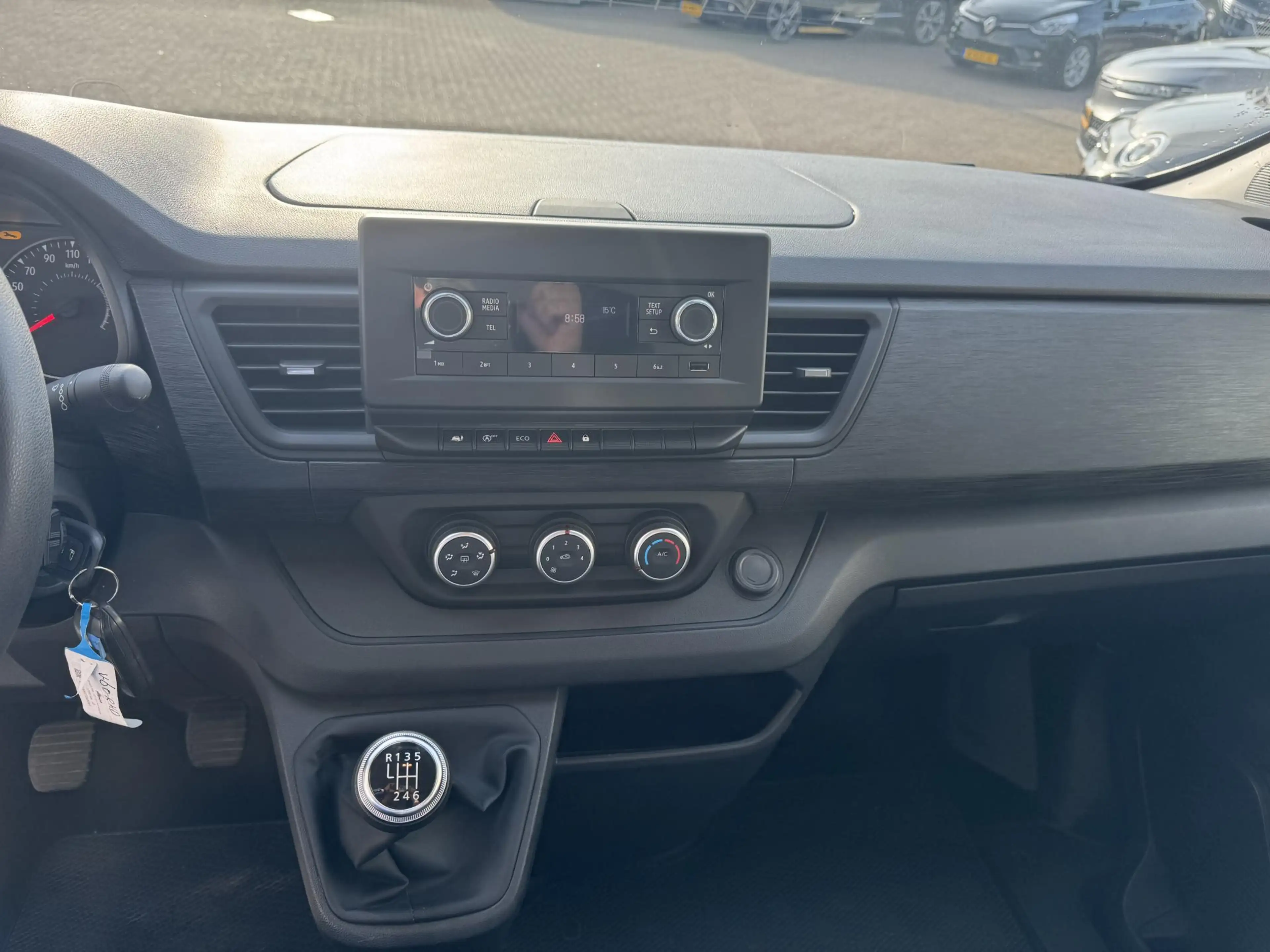 Renault Trafic 2.0 dCi 130 T29 L1H1 Comfort | LED | Cruise Contro — photo 15