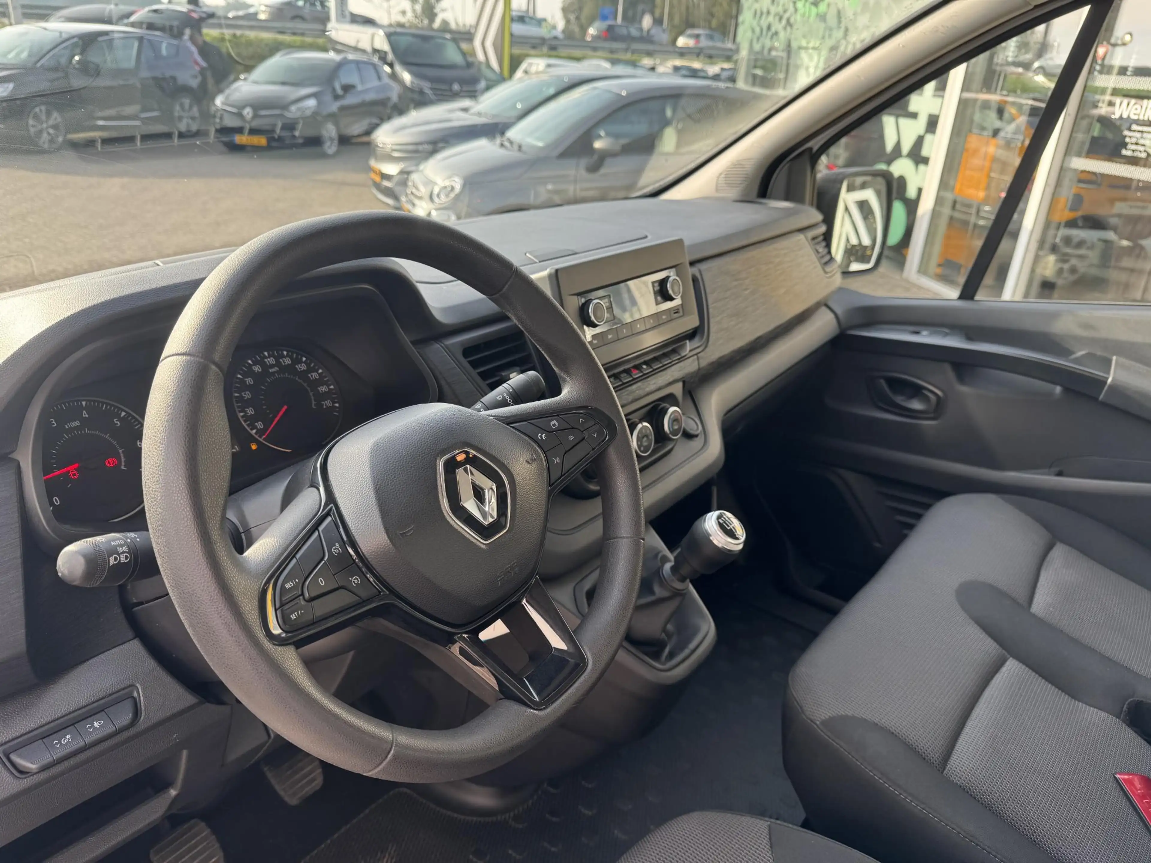 Renault Trafic 2.0 dCi 130 T29 L1H1 Comfort | LED | Cruise Contro — photo 4