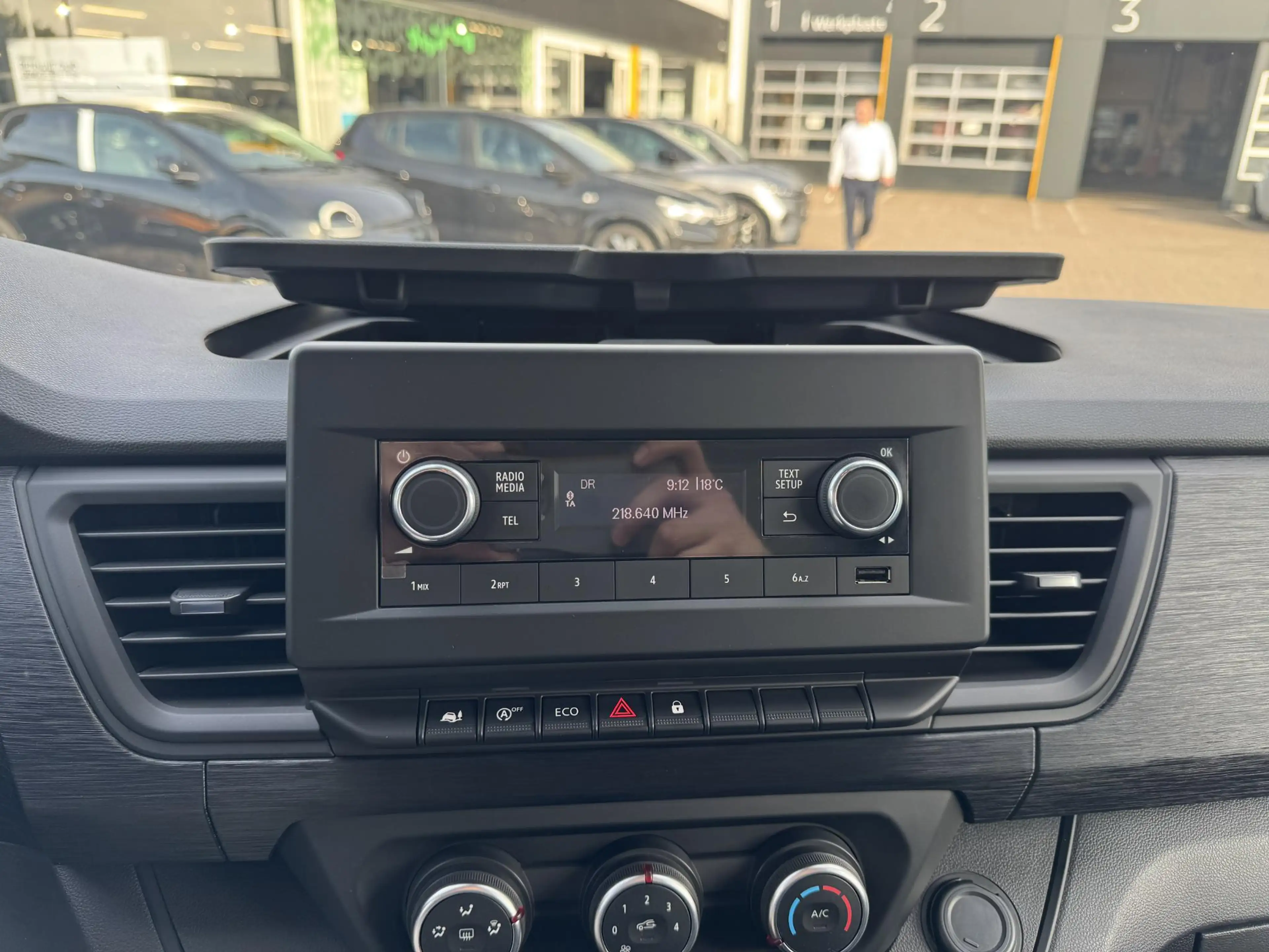 Renault Trafic 2.0 dCi 130 T29 L1H1 Comfort | LED | Cruise Contro — photo 17
