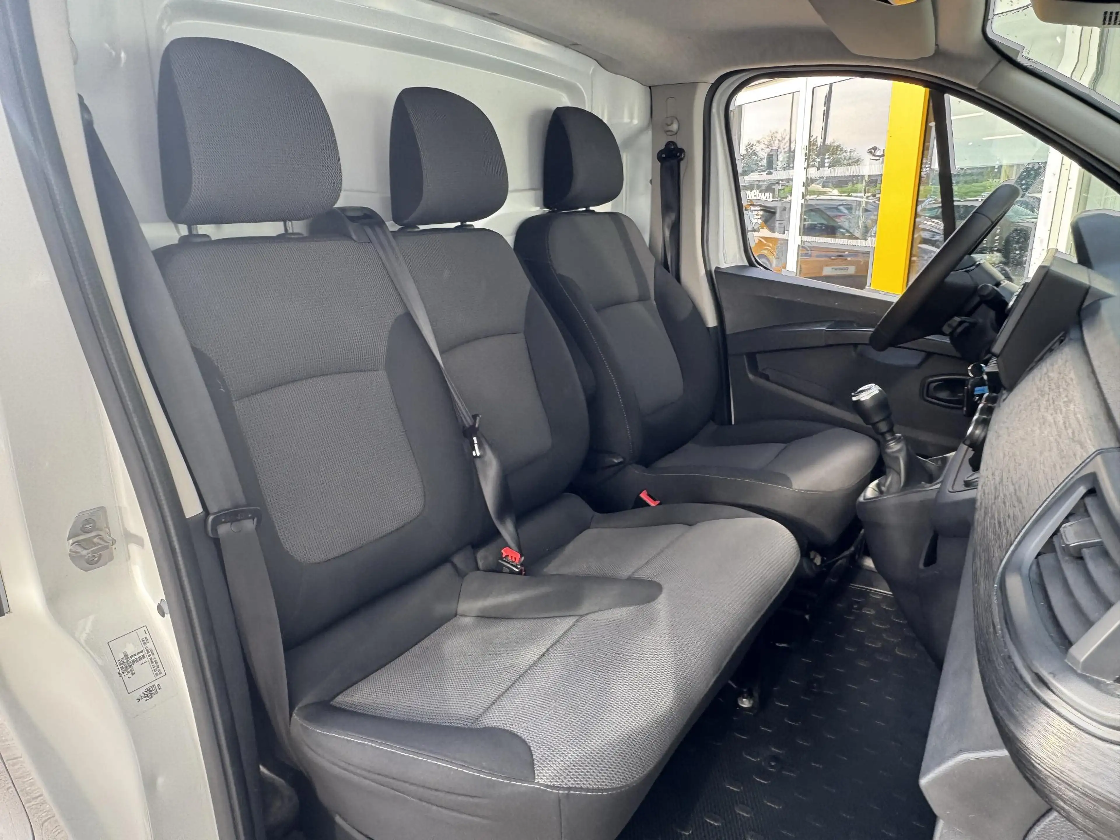 Renault Trafic 2.0 dCi 130 T29 L1H1 Comfort | LED | Cruise Contro — photo 18