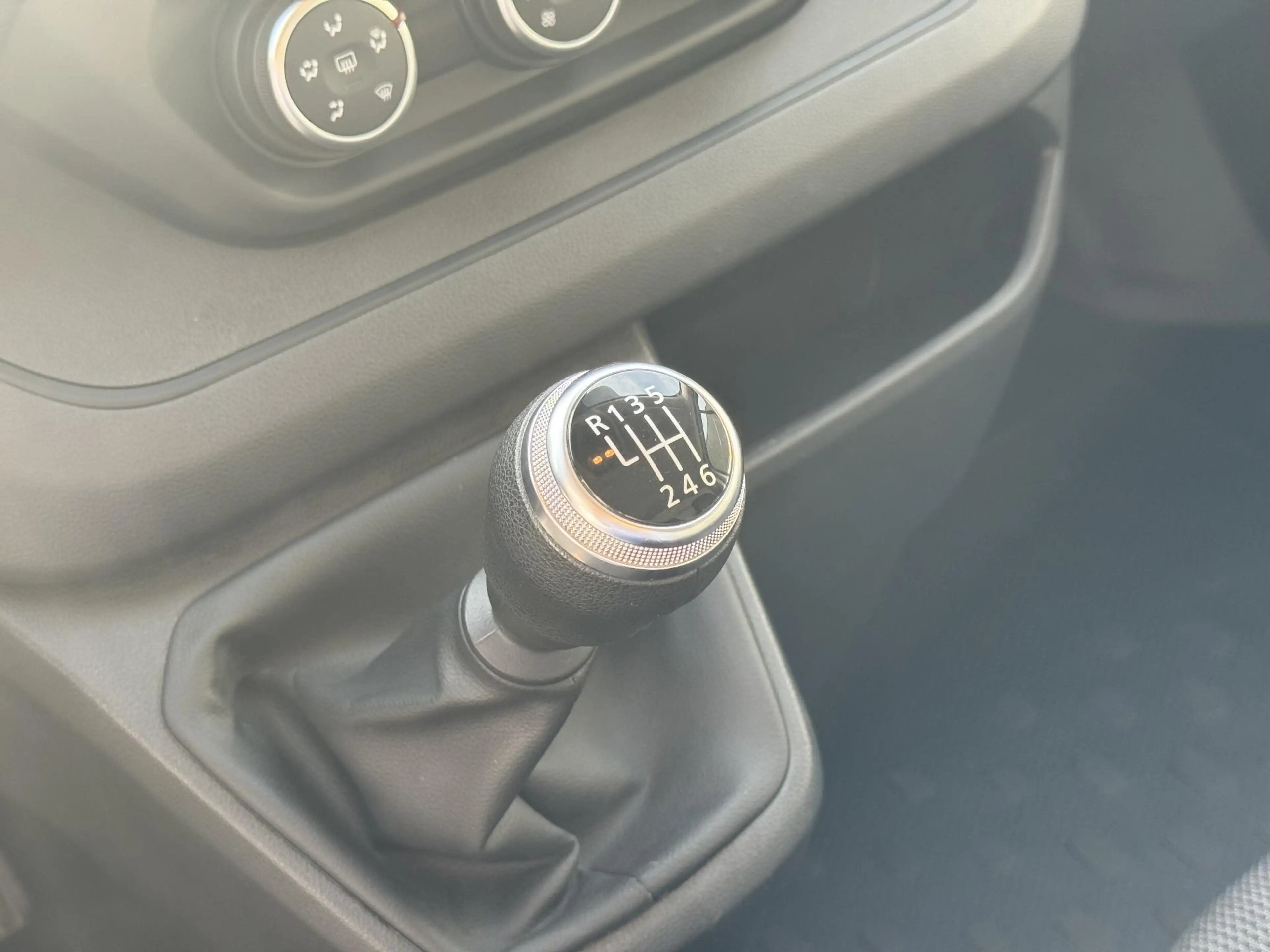 Renault Trafic 2.0 dCi 130 T29 L1H1 Comfort | LED | Cruise Contro — photo 16