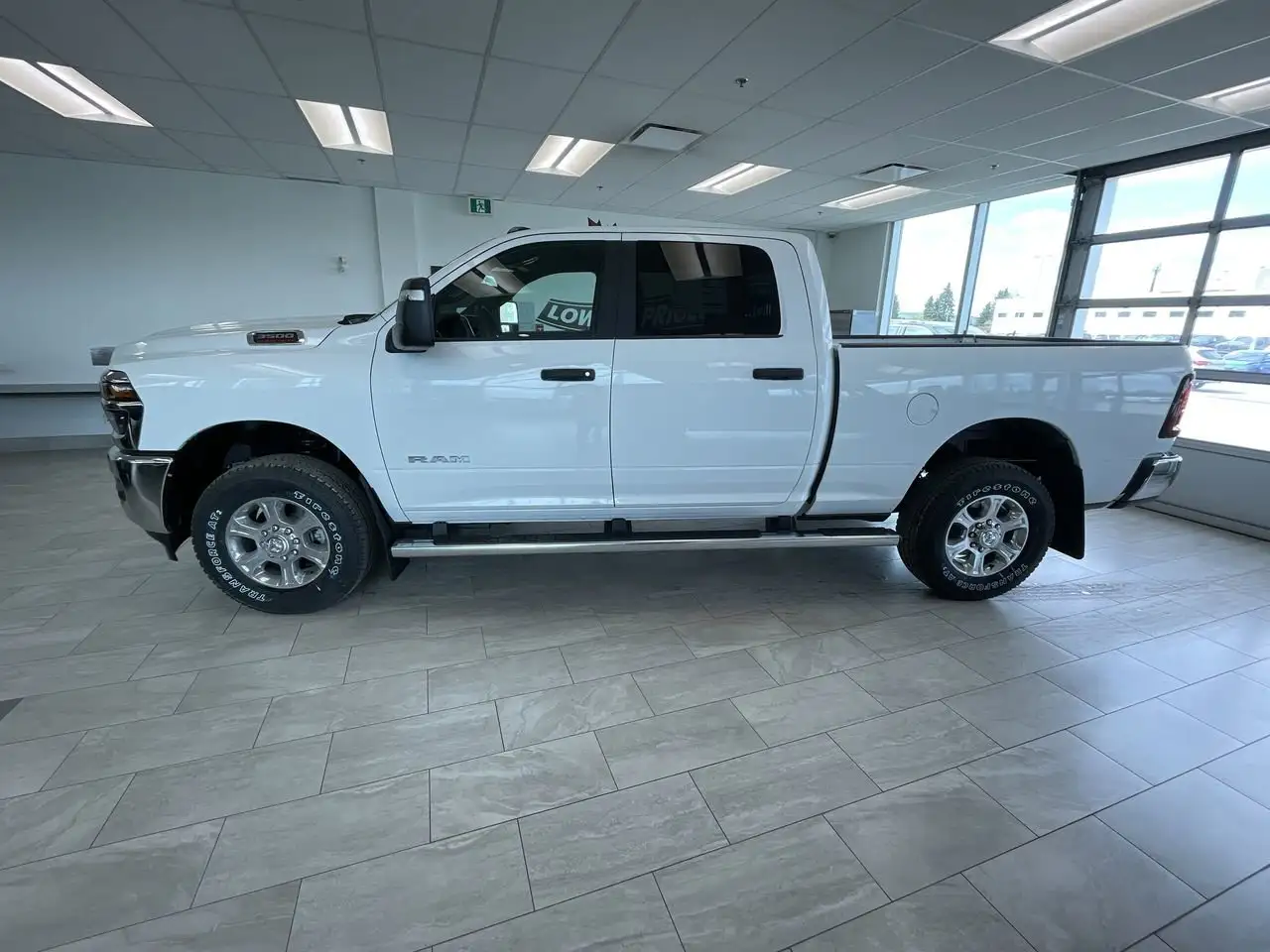 RAM 3500 снимка RAM 3500