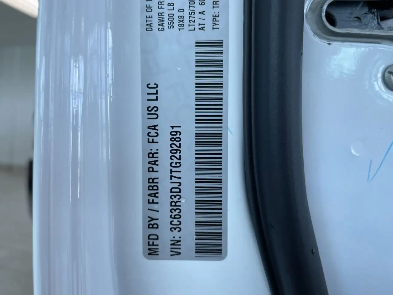 RAM 3500 снимка RAM 3500