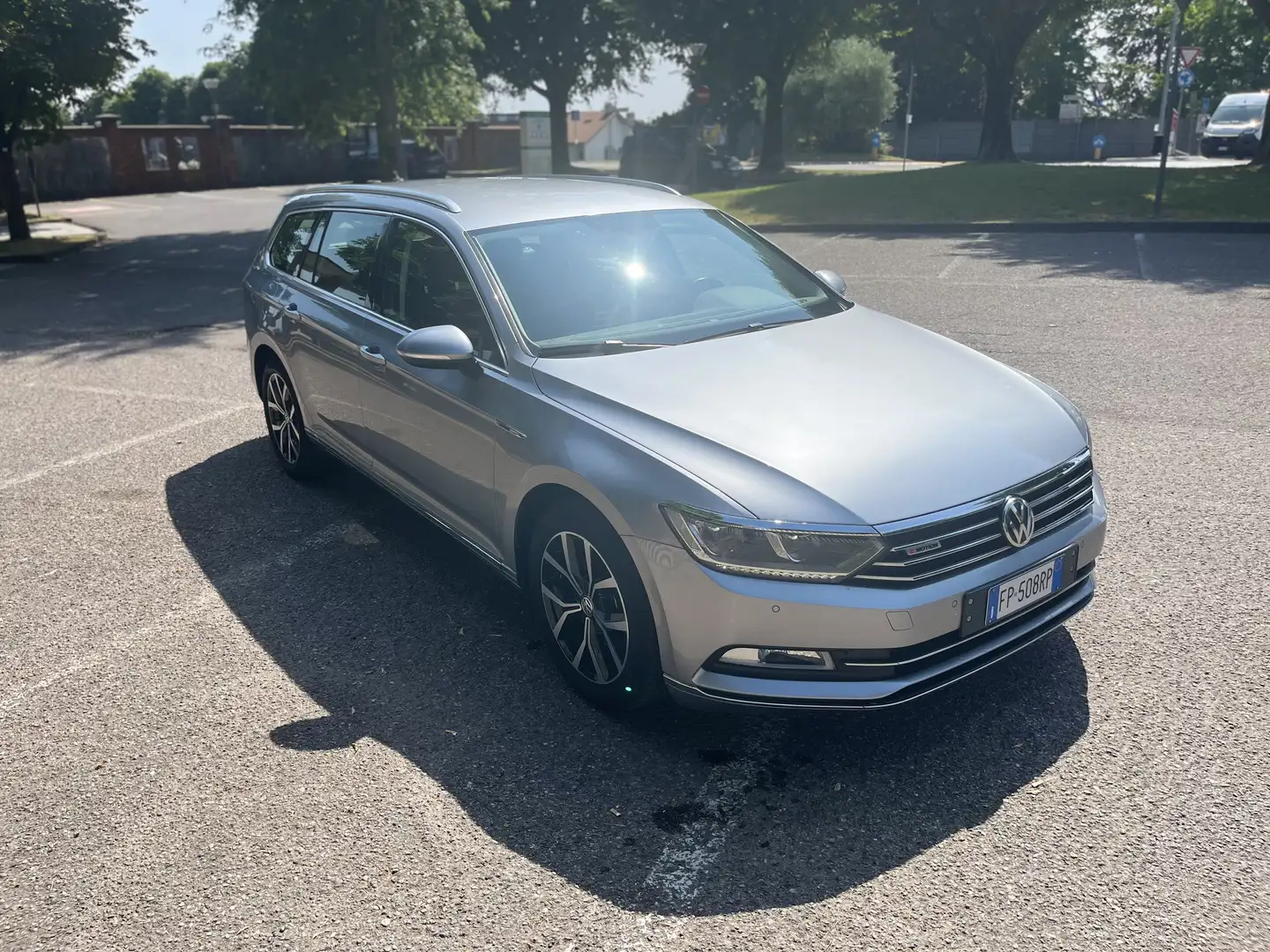 Volkswagen Passat Variant 2.0 tdi Highline Executive 4mot. 190cv dsg 7m - 2