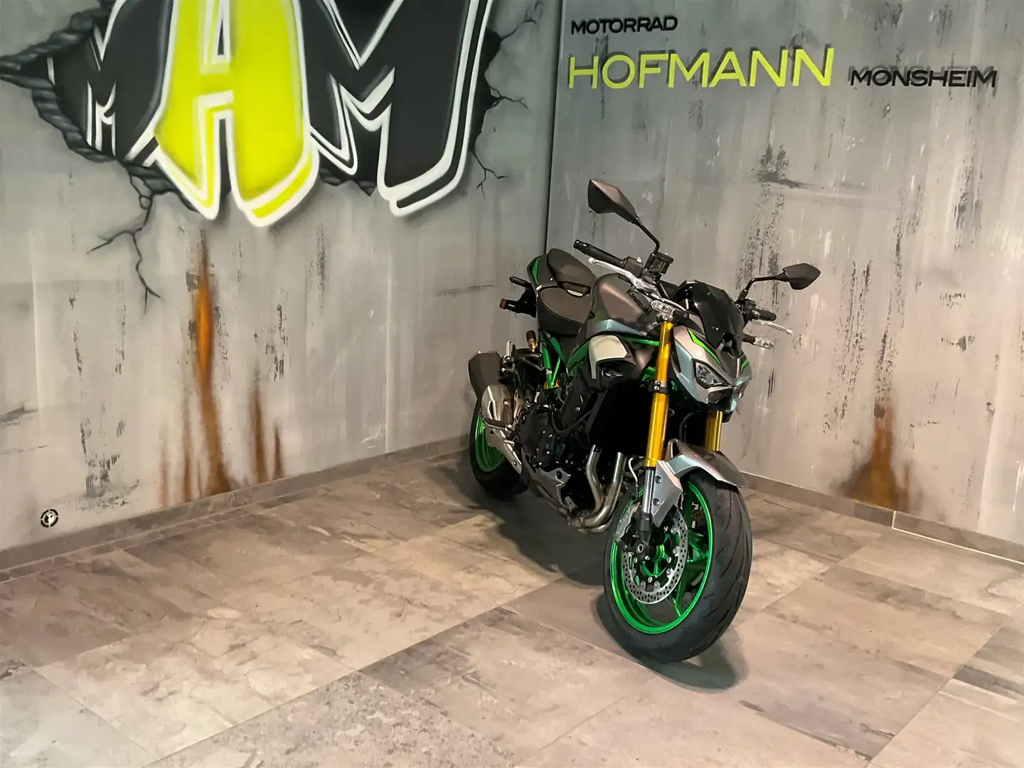 Kawasaki Z 900 Neuse Modell Gris - 2