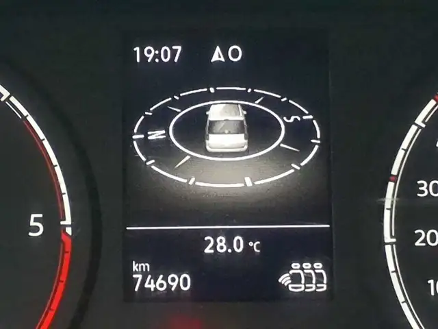 Volkswagen Caddy view 11