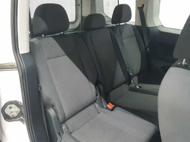 Volkswagen Caddy view 14