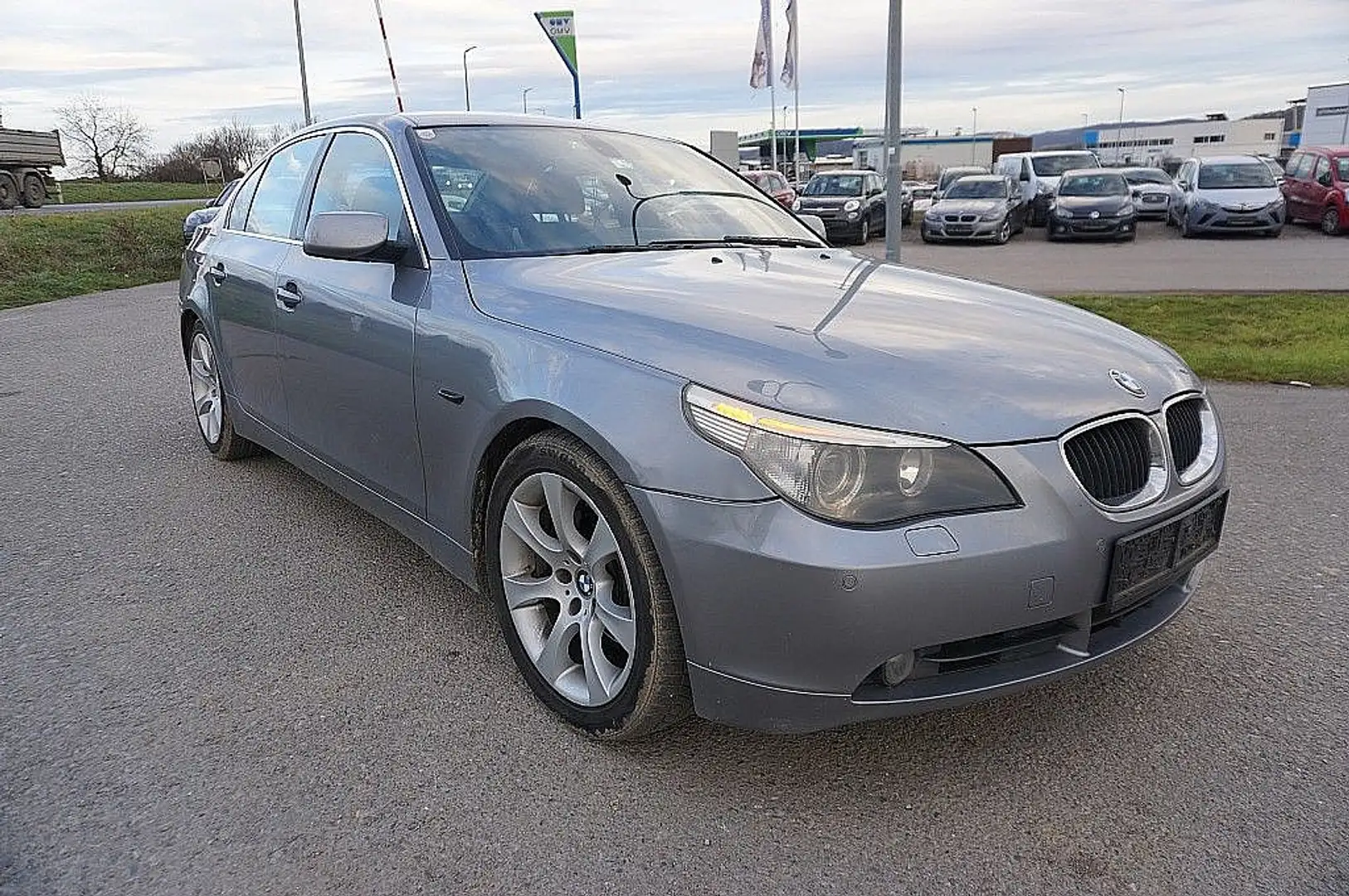 BMW 530 d Österreich-Paket Aut. Grau - 2