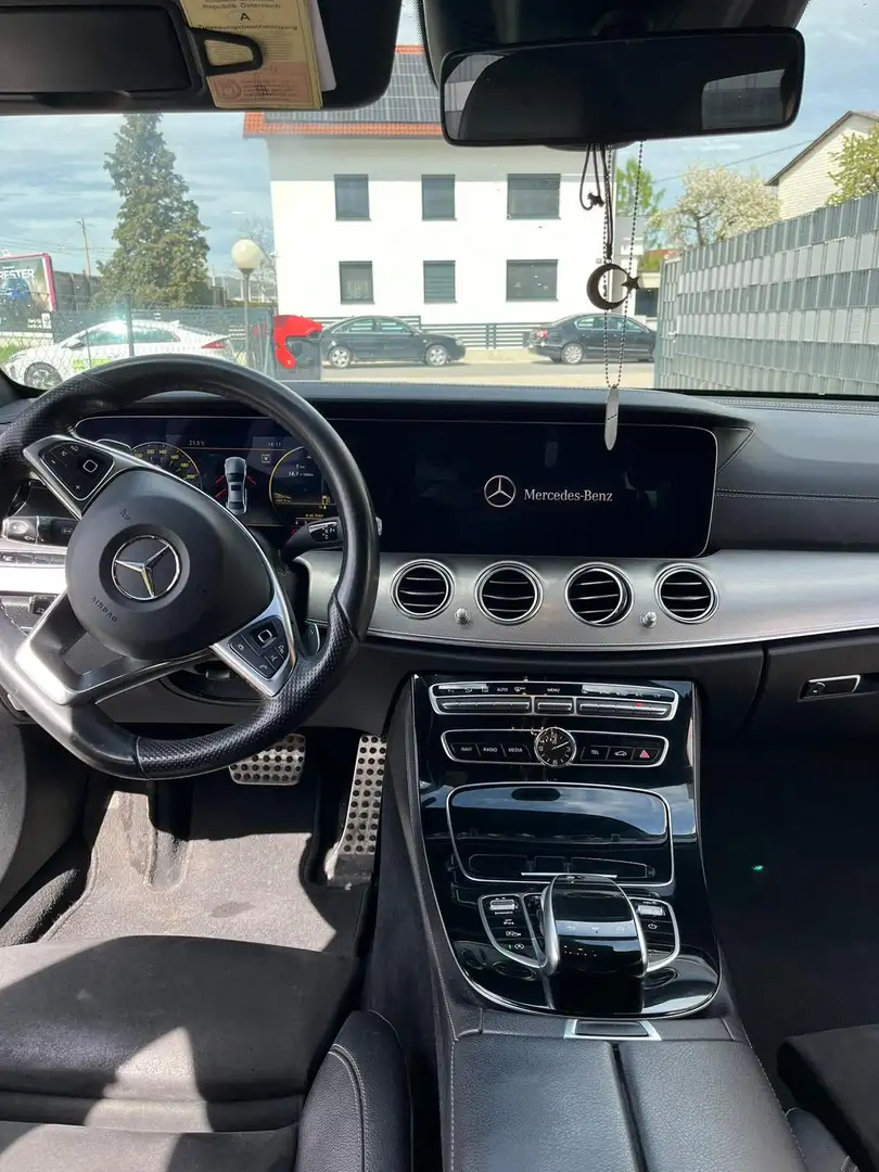 Mercedes-Benz E 220 d Exclusive Aut. - 2