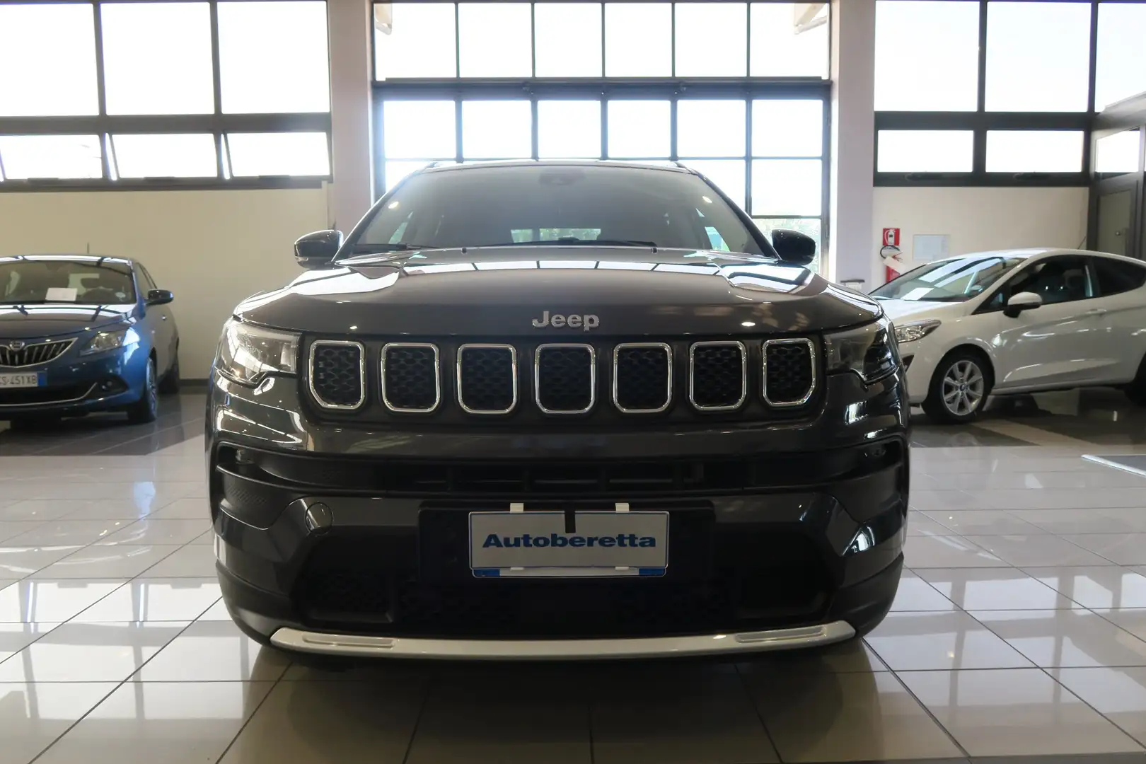 Jeep Compass Compass 1.5 turbo t4 mhev Limited 2wd 130cv dct Grigio - 2