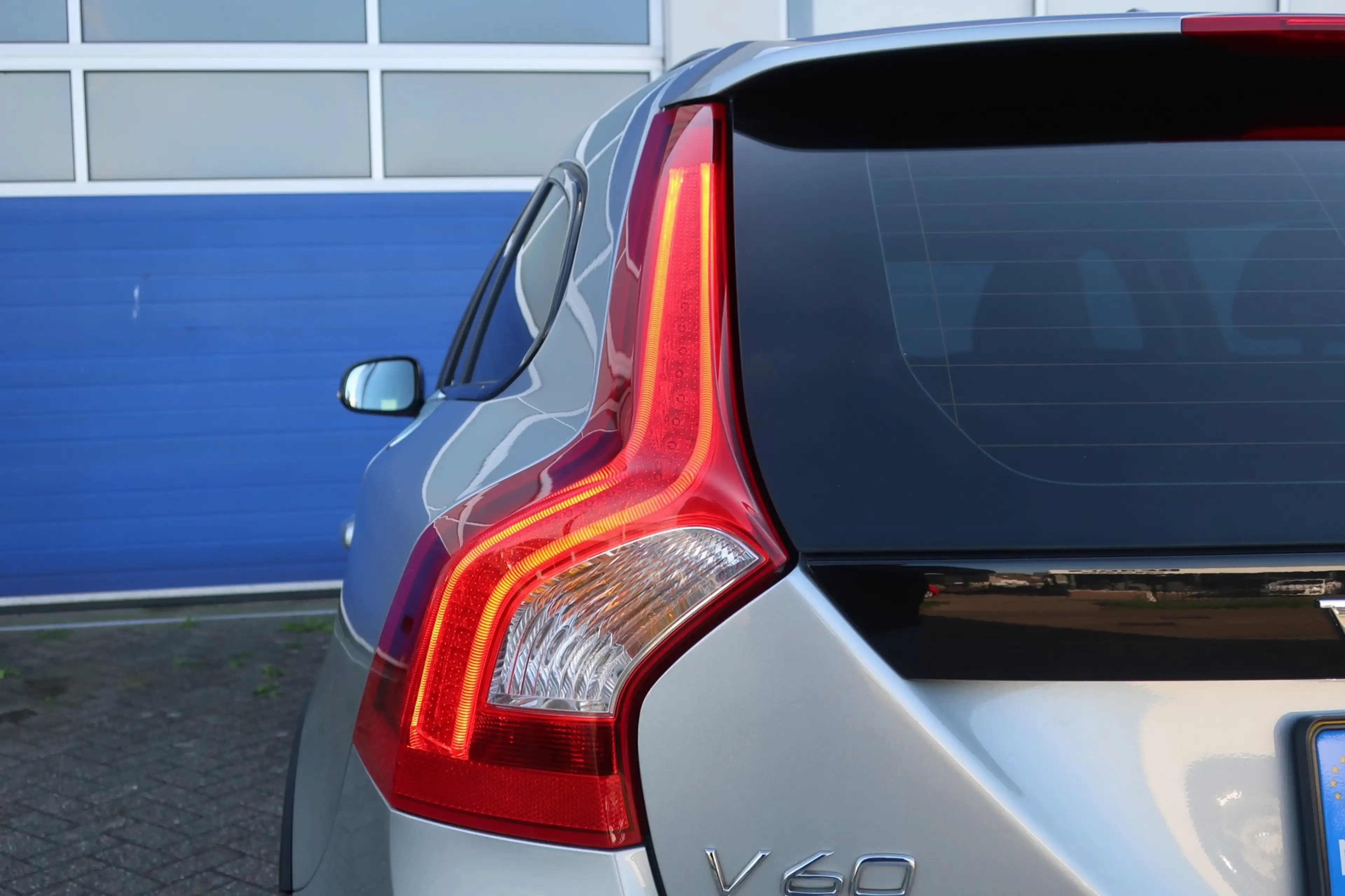 Volvo V60 Cross Country 2.0 D4 Summum 2e EIG_LED_ADA-CRUIS_PANO_CAM_BLIZ. — photo 29