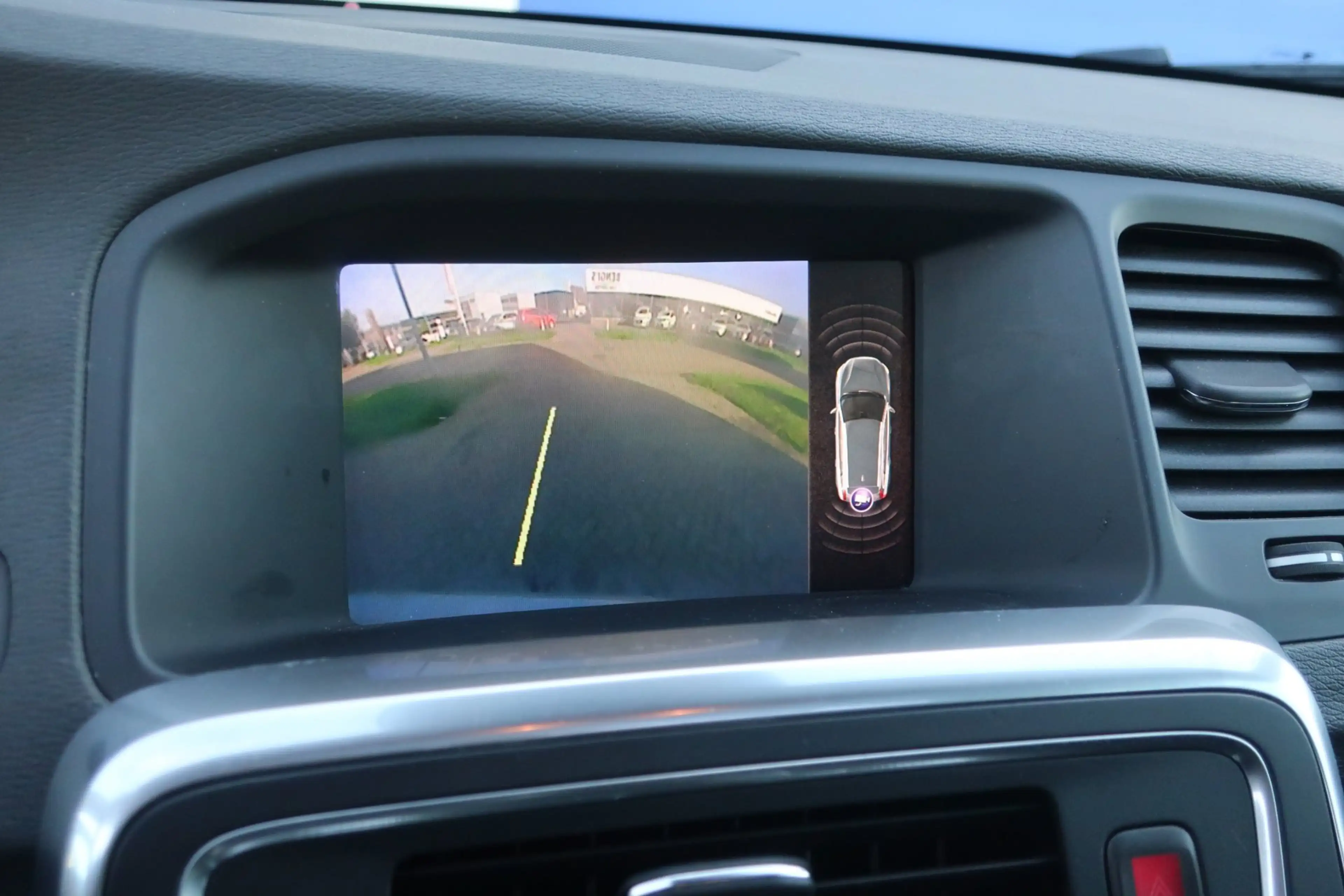 Volvo V60 Cross Country 2.0 D4 Summum 2e EIG_LED_ADA-CRUIS_PANO_CAM_BLIZ. — photo 23