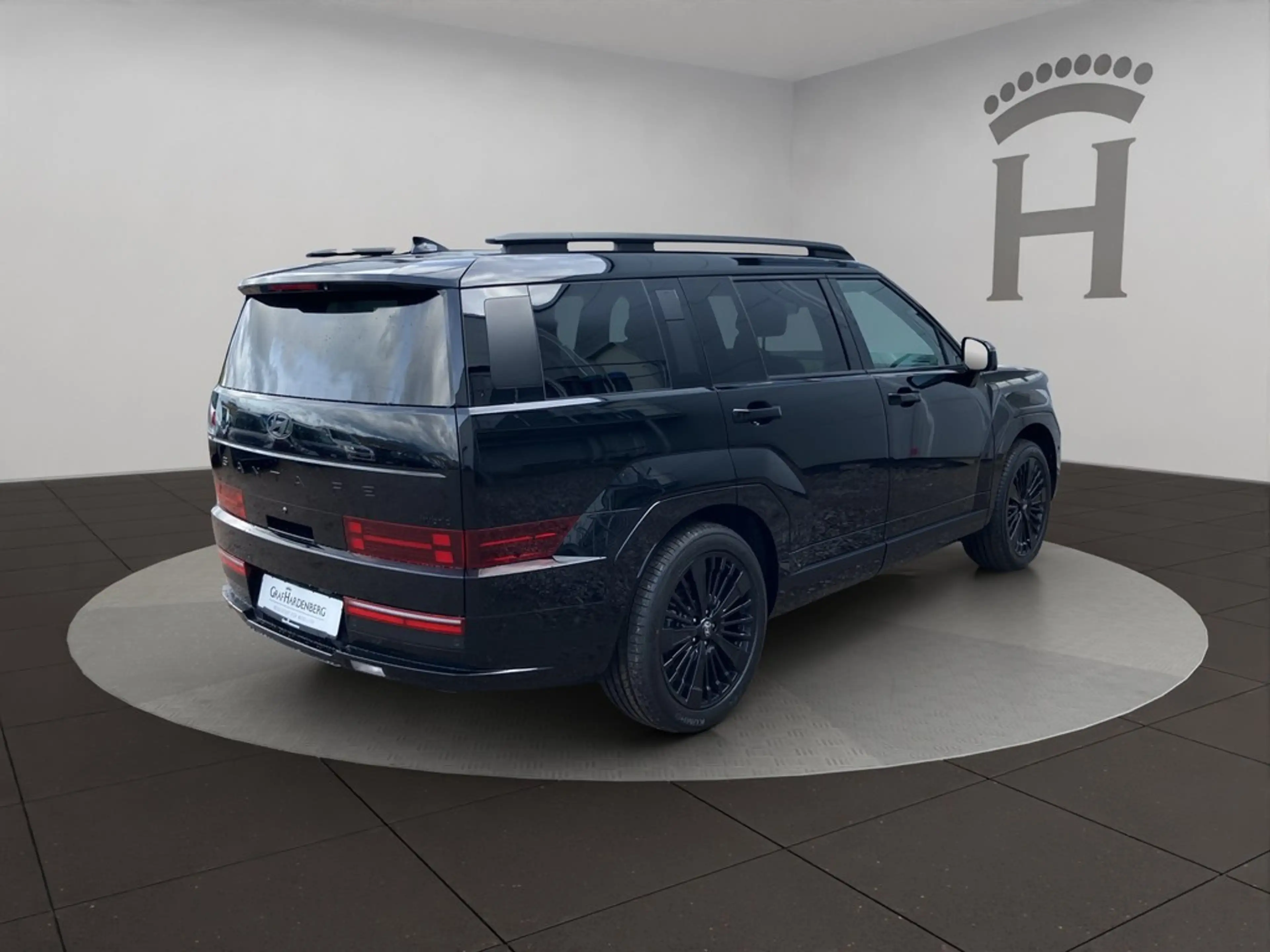 Hyundai SANTA FE HEV 1.6 T-GDI 6AT 4WD Blackline LEDER LED PANO — photo 6