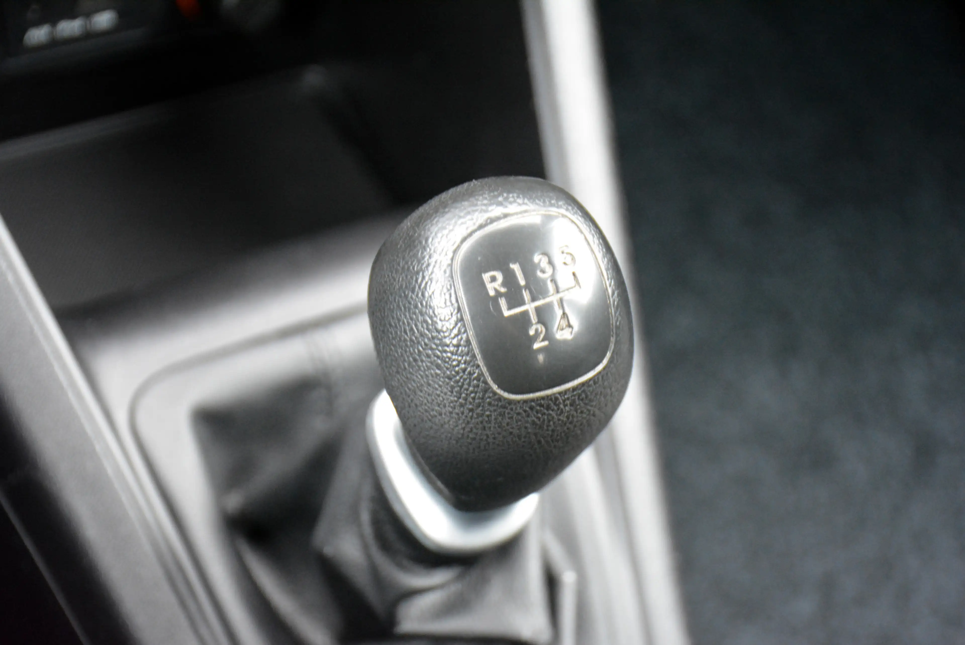 Kia Venga 1.4 CVVT Seven * Airco * Navi * Camera * Cruise * — photo 37