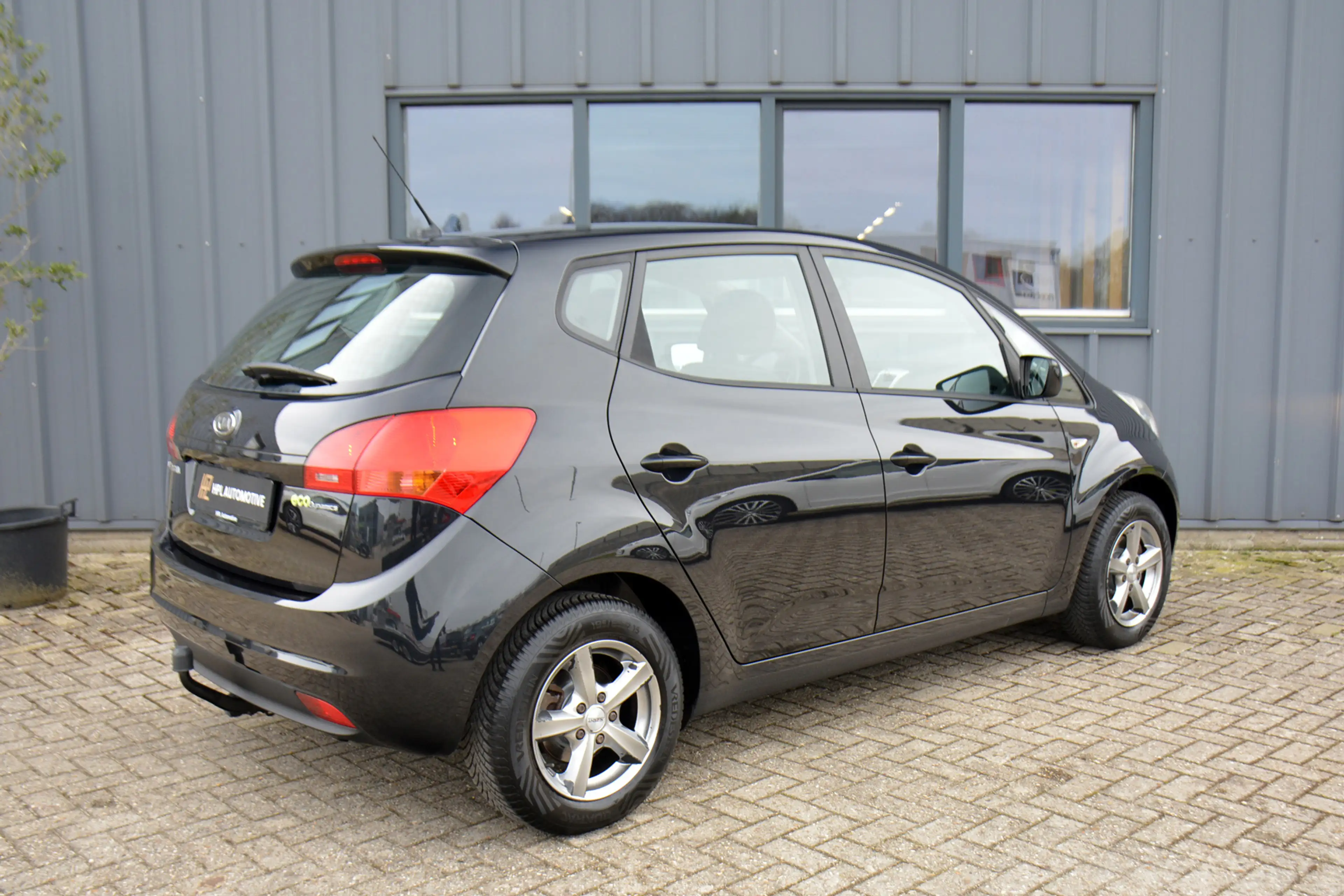 Kia Venga 1.4 CVVT Seven * Airco * Navi * Camera * Cruise * — photo 3