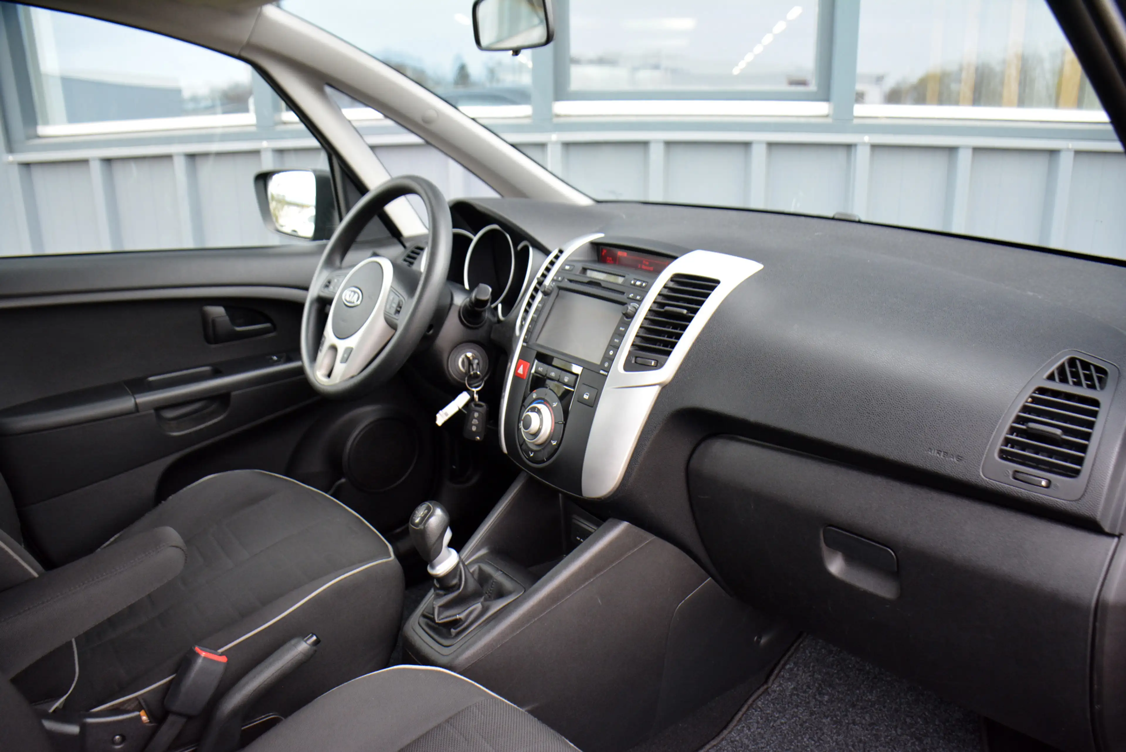 Kia Venga 1.4 CVVT Seven * Airco * Navi * Camera * Cruise * — photo 48