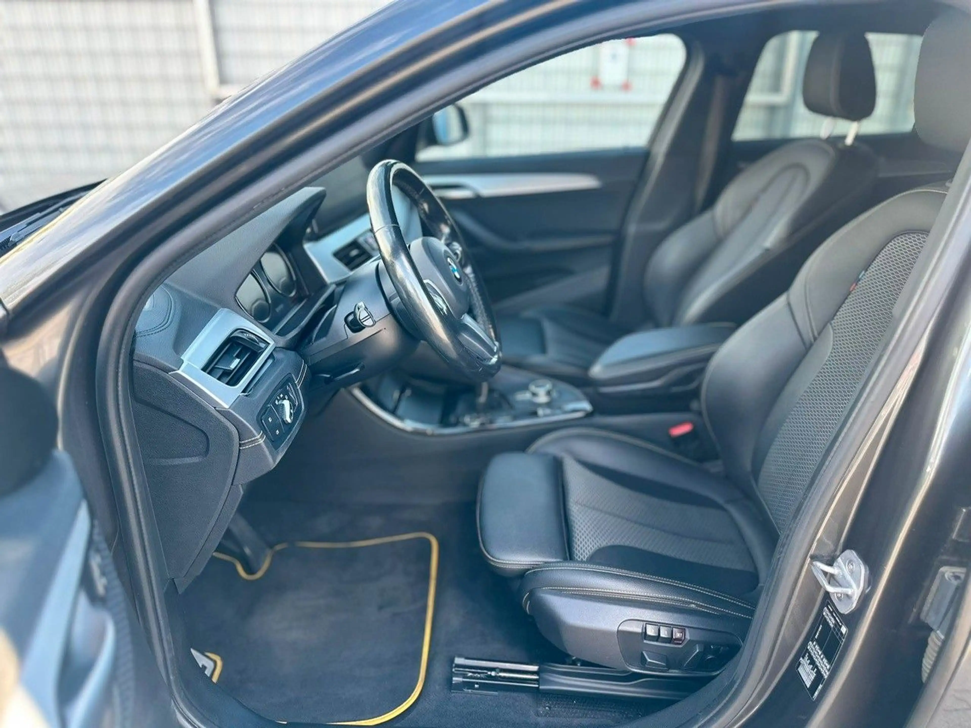 BMW X2 sDrive 20 i M Sport, Automatik — photo 13