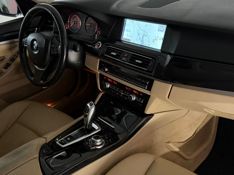 BMW 520 d Lim. Aut./elektr. SITZ/NAVI/ ProfBi-XENON/ — photo 14