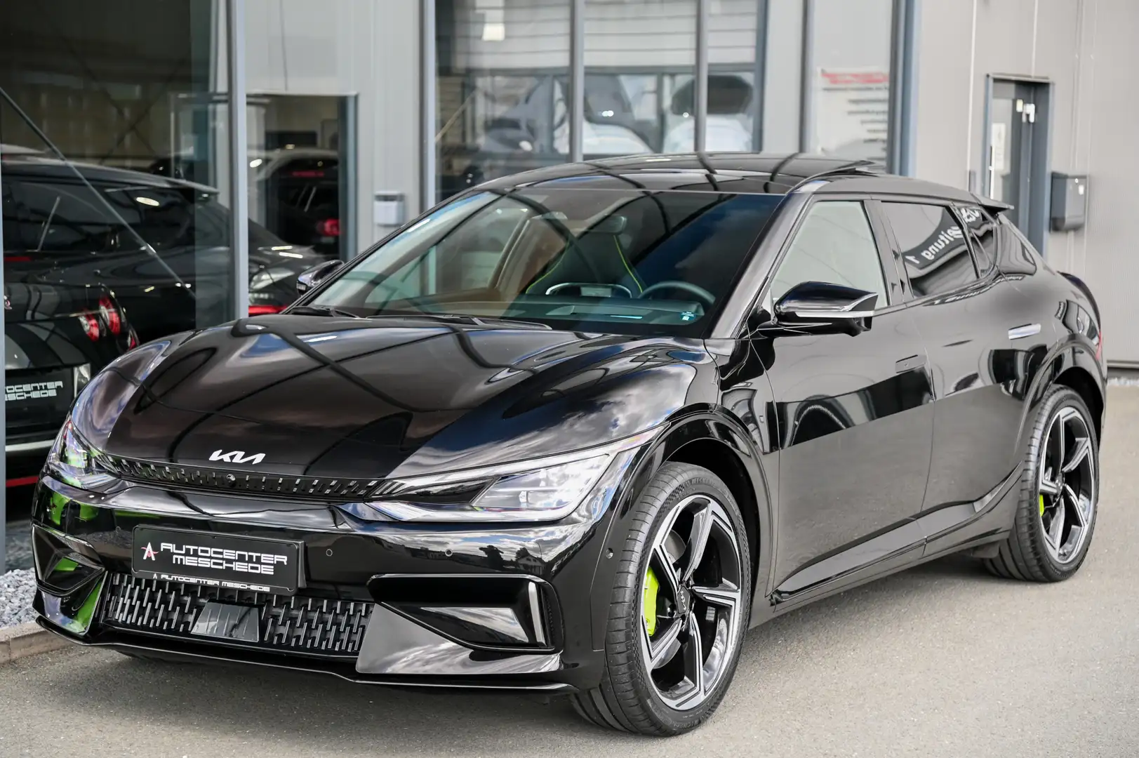 Kia EV6 GT 4WD Schalensitze* Navi* HUD* 360° *Pano* Schwarz - 2