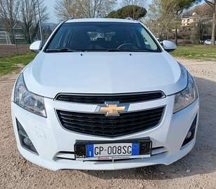 Cruze Hatchback 1.7 td LT