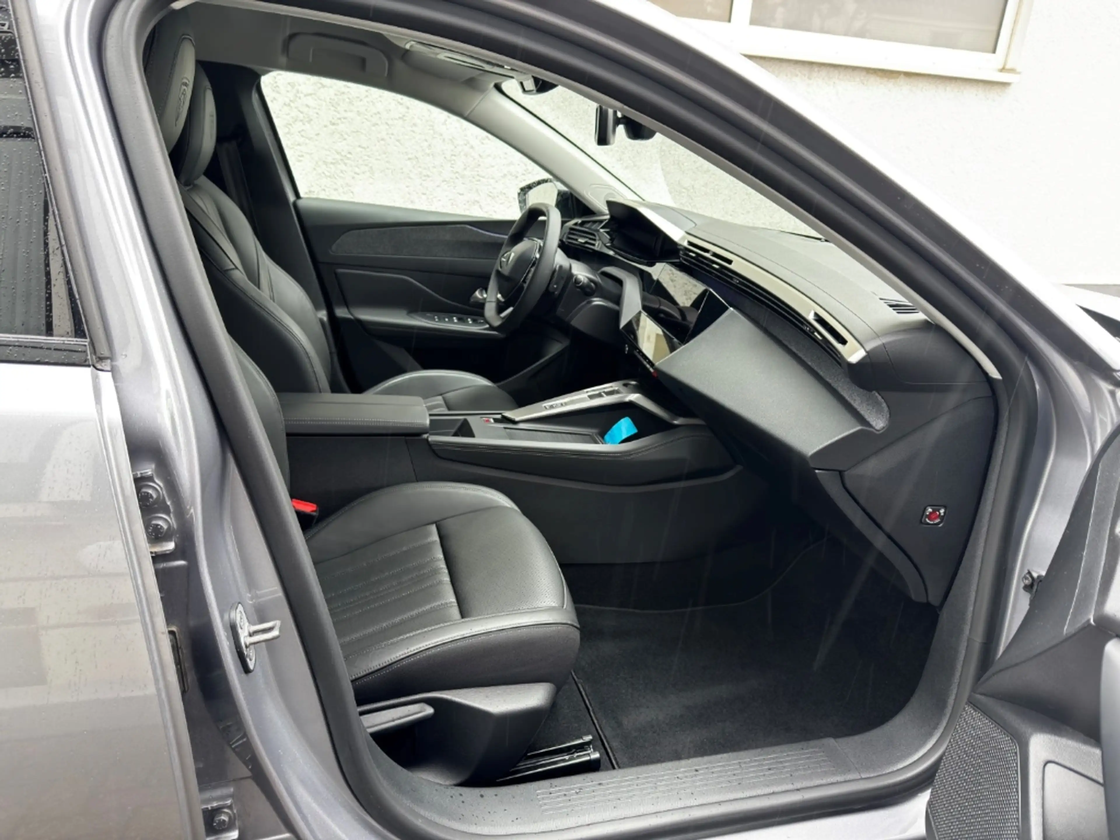 Peugeot 408 — photo 10