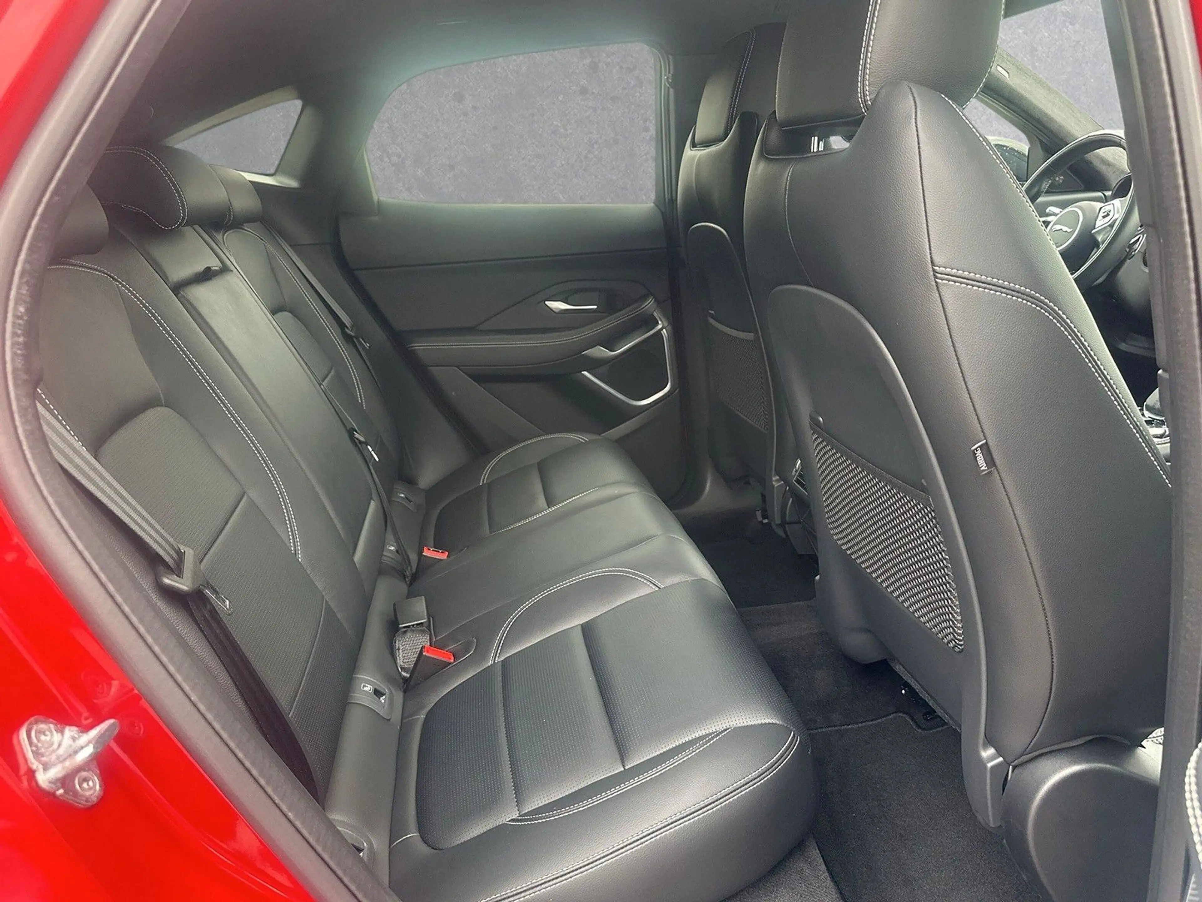 Jaguar E-Pace P300 Sport AWD ACC LED HUD — photo 5