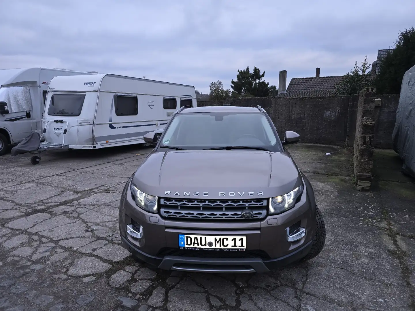 Land Rover Range Rover Evoque Pure Braun - 2