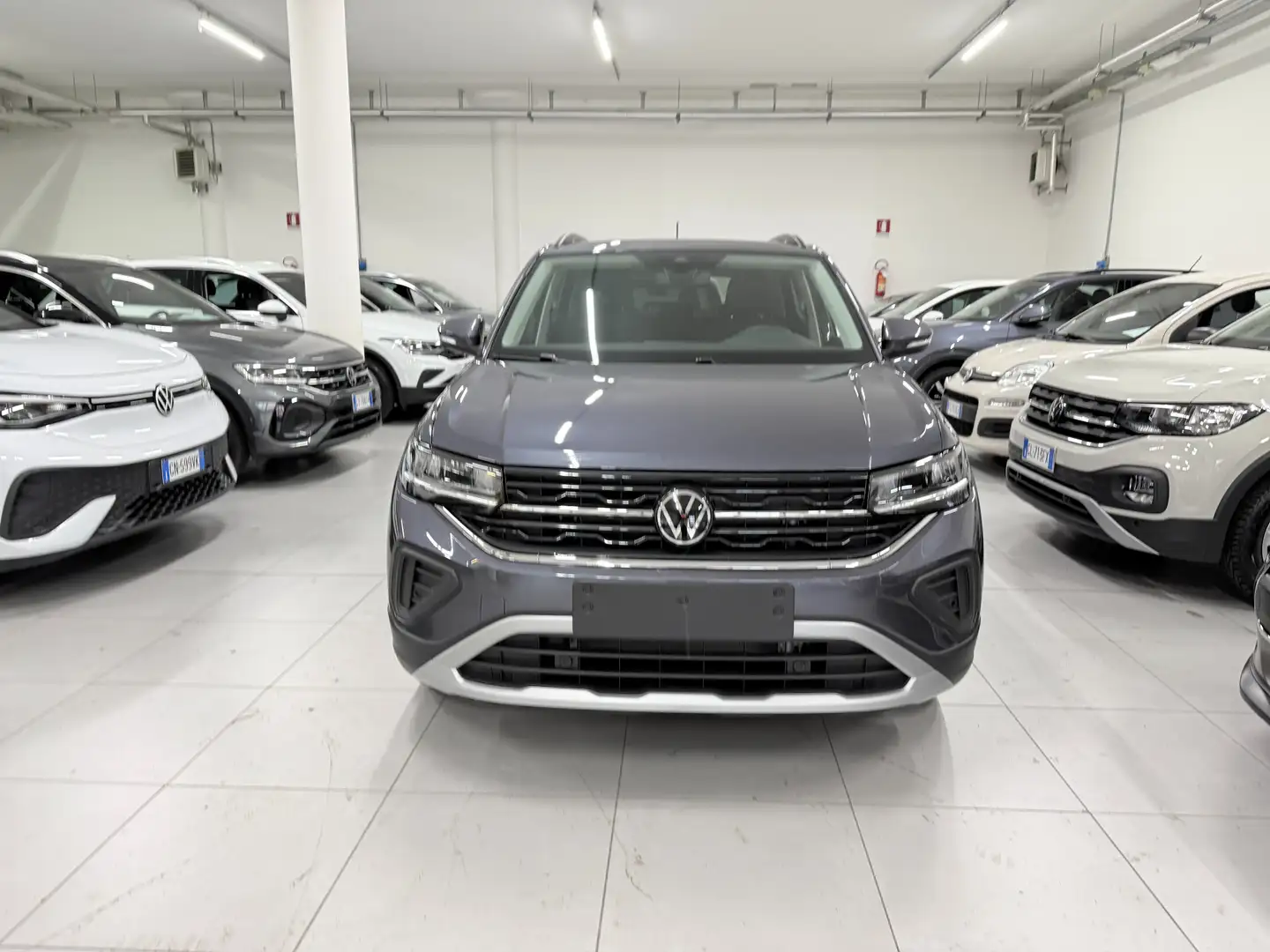 Volkswagen T-Cross T-Cross 1.0 tsi Edition Plus 95cv KM ZERO Gris - 2