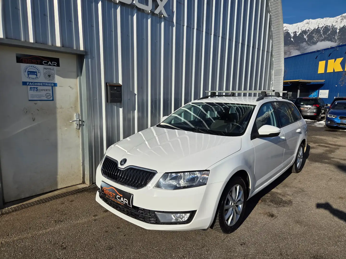 Skoda Octavia Combi 1,6 TDI Ambition Weiß - 1