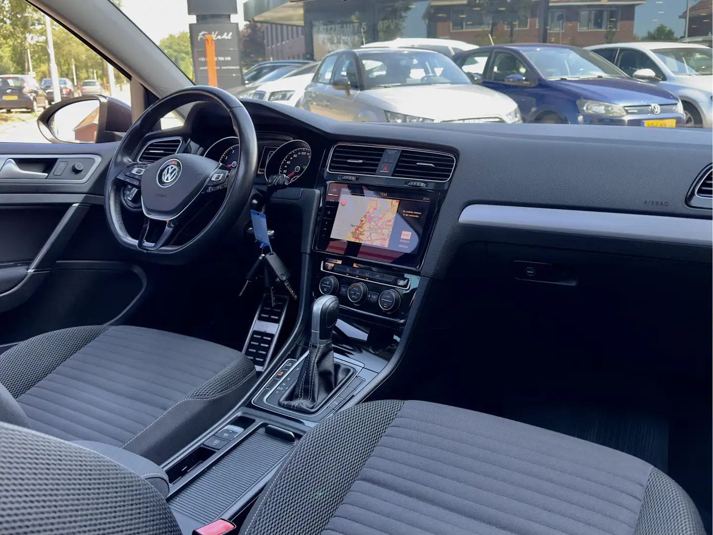 Volkswagen Golf 1.4 TSI AUT7 CUP EDITION PANODAK SPORT-INT NAVI CA Noir - 2