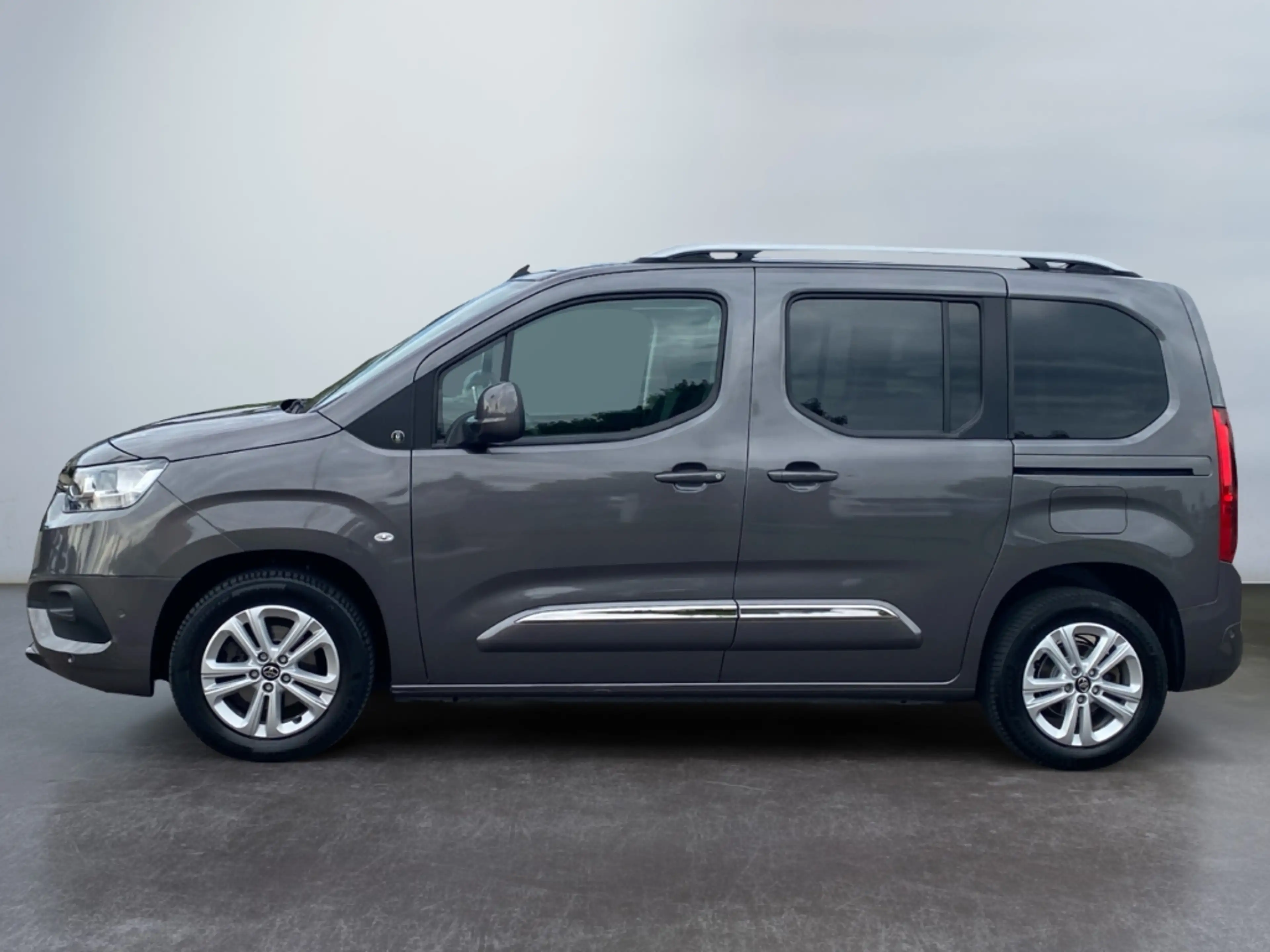 Toyota Proace City Verso L1 Team D *RCam*SHZ*Klima*PDC* — photo 5