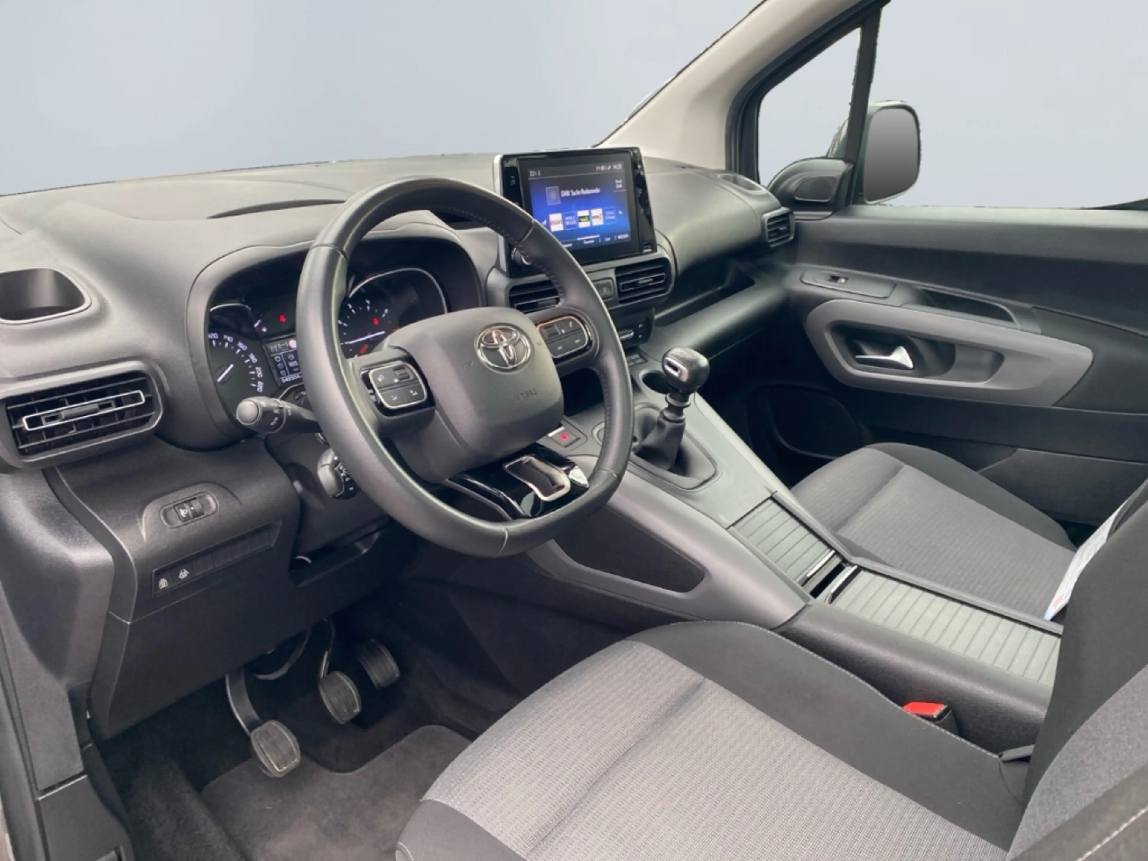 Toyota Proace City Verso L1 Team D *RCam*SHZ*Klima*PDC* — photo 9