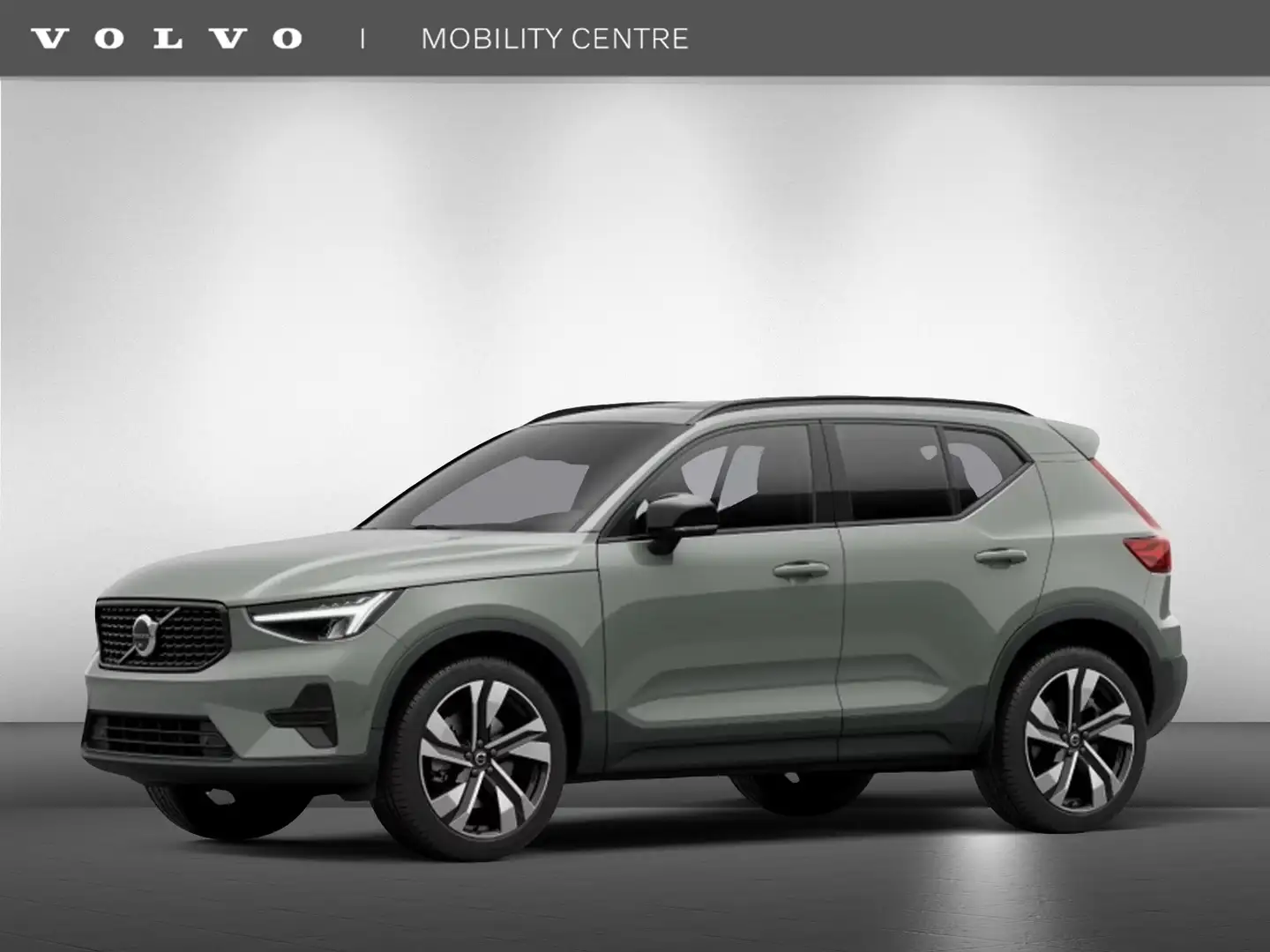 Volvo XC40 2.0 B4 Plus Dark | NIEUW TE BESTELLEN! | Groen - 1