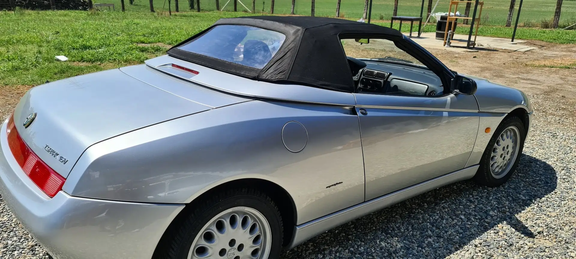 Alfa Romeo Spider 2.0 ts 16v - 1