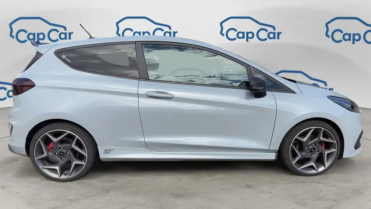 Ford Fiesta ST — photo 4