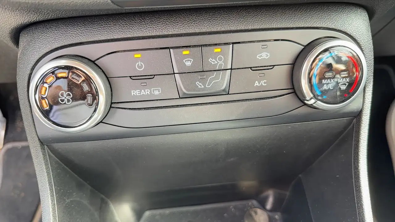 Ford Fiesta ST — photo 26