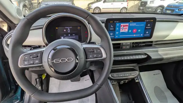 Fiat 600 view 10