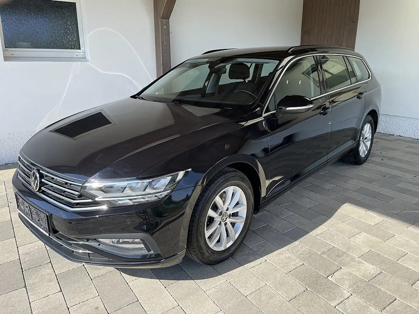 Volkswagen Passat Variant Business 2,0 SCR TDI DSG-LED-NAVI-ACC-LANE-SIDE... Schwarz - 2