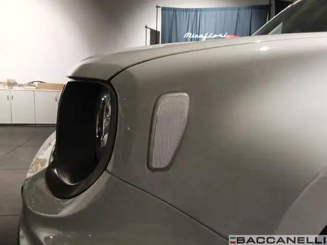 Jeep Renegade view 12