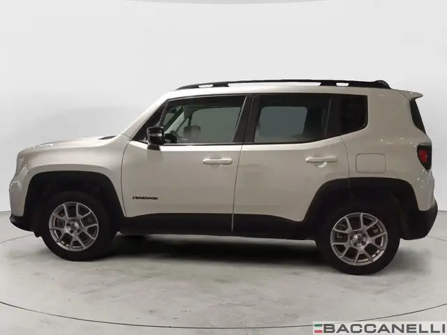 Jeep Renegade view 2