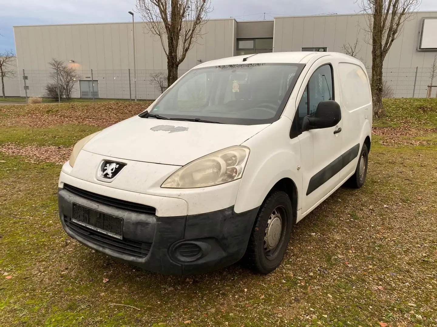 Peugeot Partner L1 Komfort Avantage / Komfort Plus Avant Weiß - 2