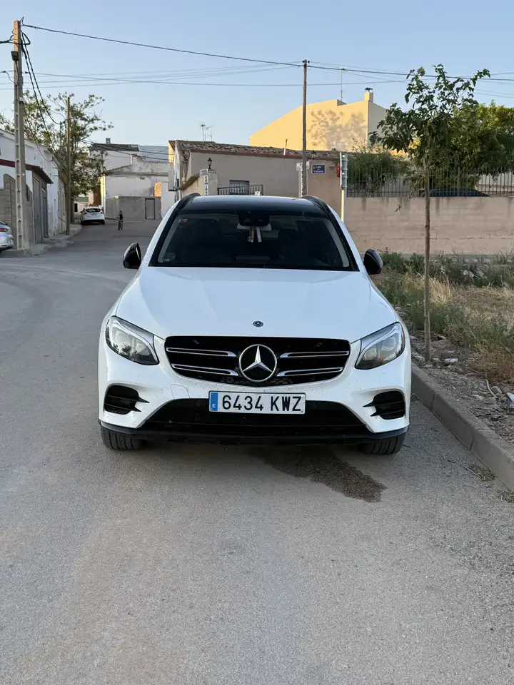 Mercedes-Benz GLC 220