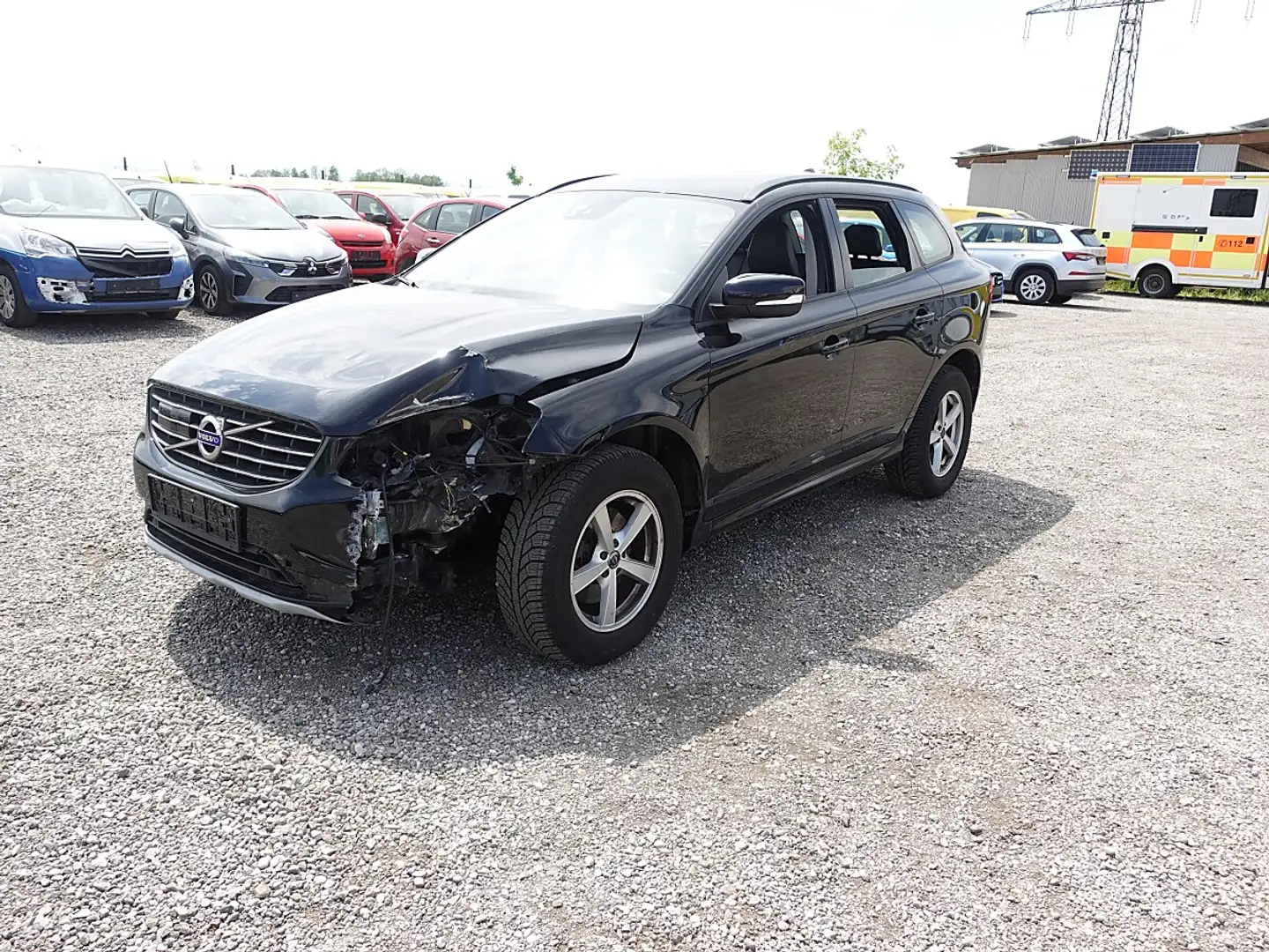 Volvo XC60 Schwarz - 2