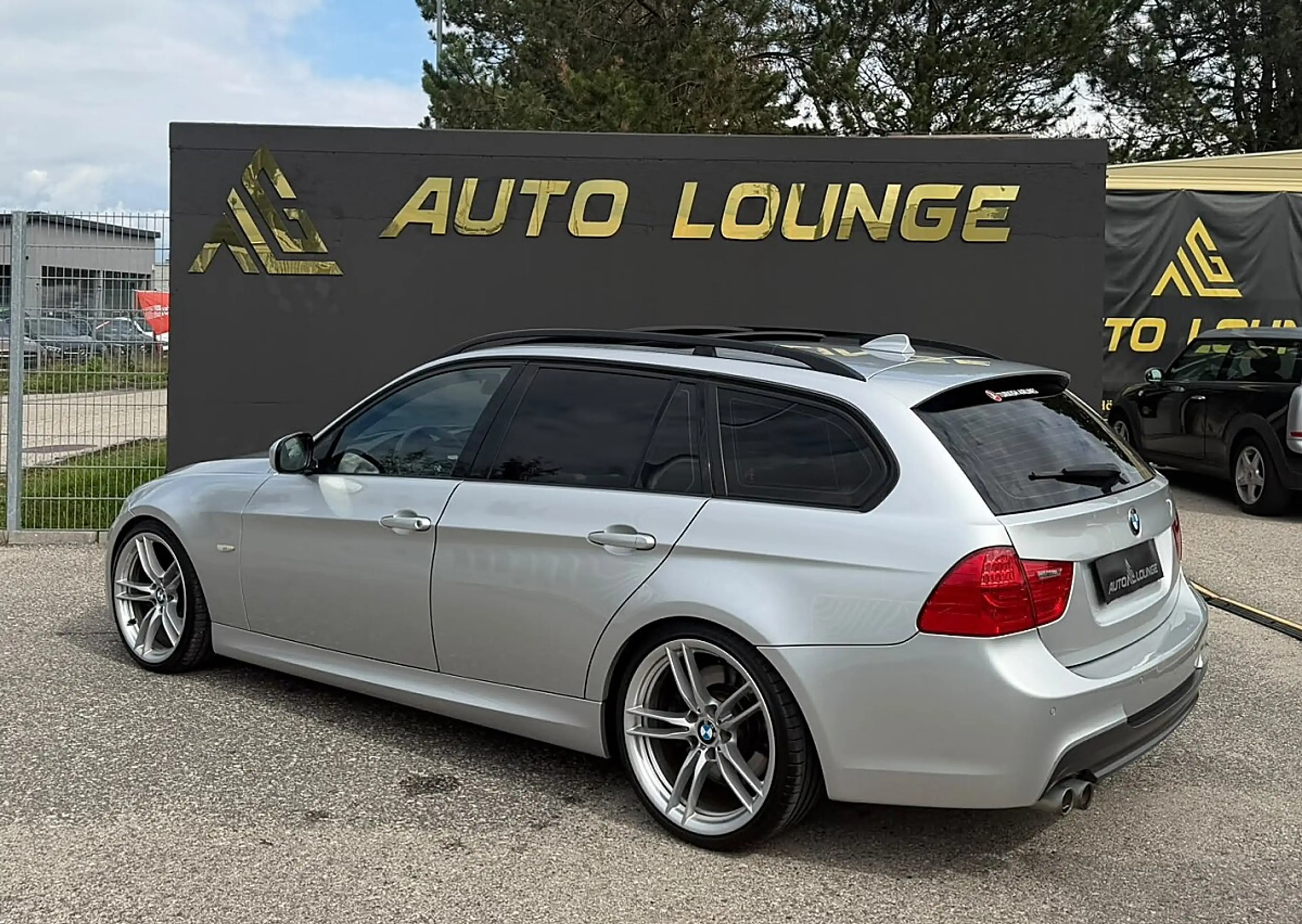 BMW 330 d DPF Touring — photo 3