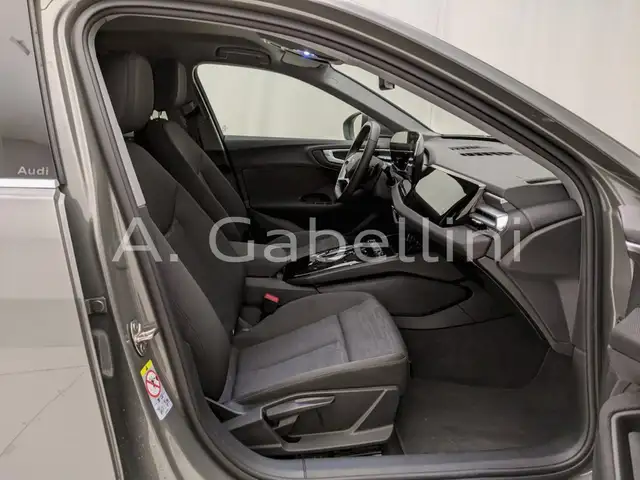 Audi A5 view 8