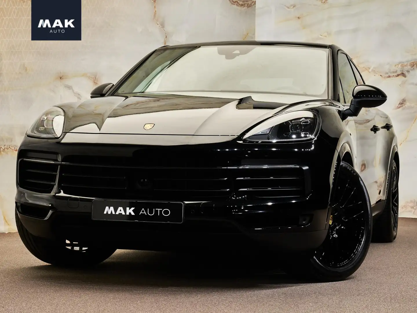 Porsche Cayenne Coupé 3.0 E-Hybrid, 21", Bose, luchtv., ACC, priva Schwarz - 1