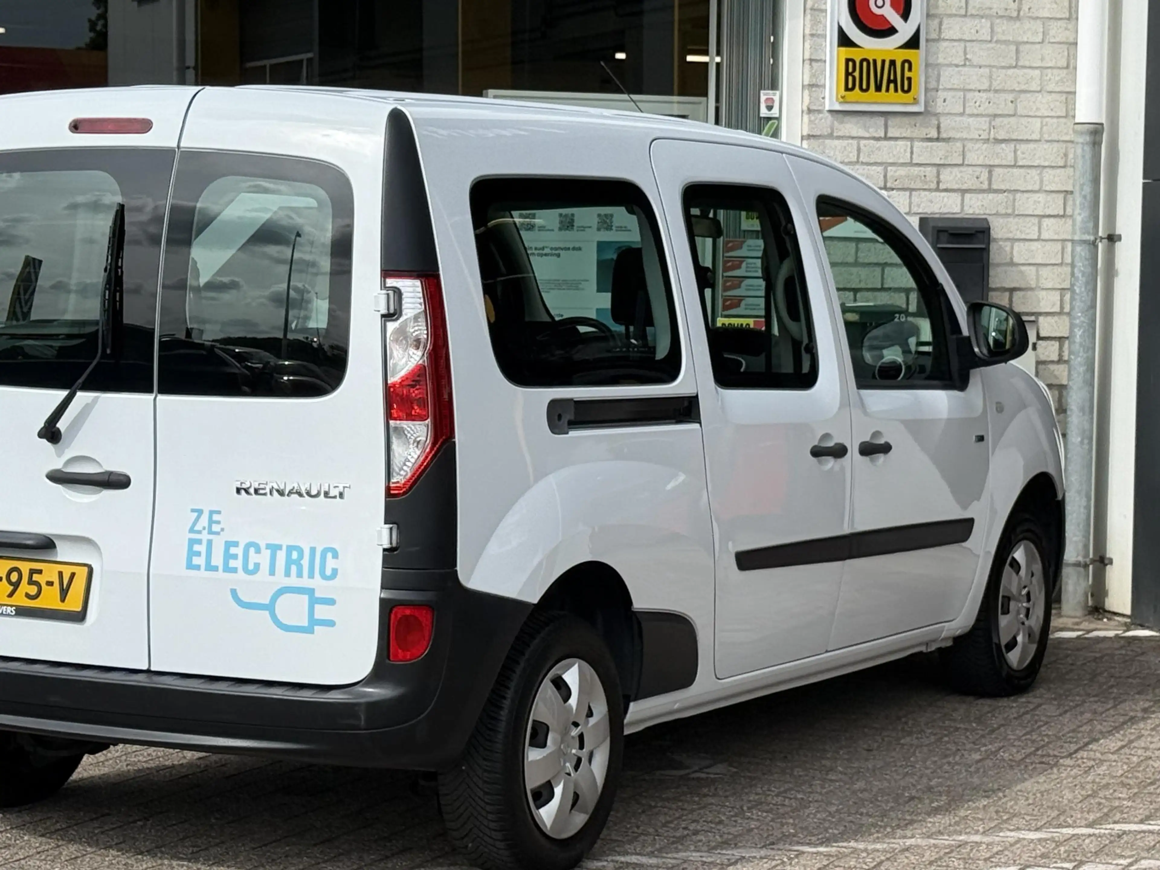 Renault Kangoo Z.E. Maxi (incl. accu) | 93% SoH | Cruise Control | Air — photo 22